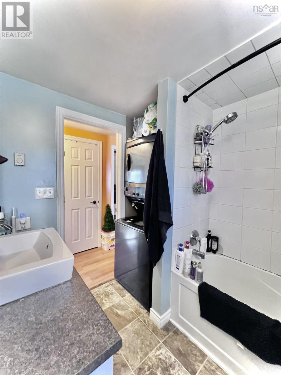 15441546 Riverside Drive, Lower Sackville, Nova Scotia B4C2Y8 REALTOR.ca