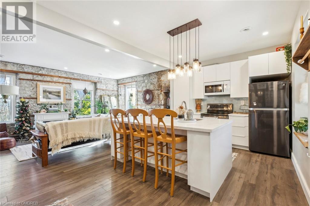 For sale 16 RAMORE Street, Cambridge, Ontario N1S2P7 40571934