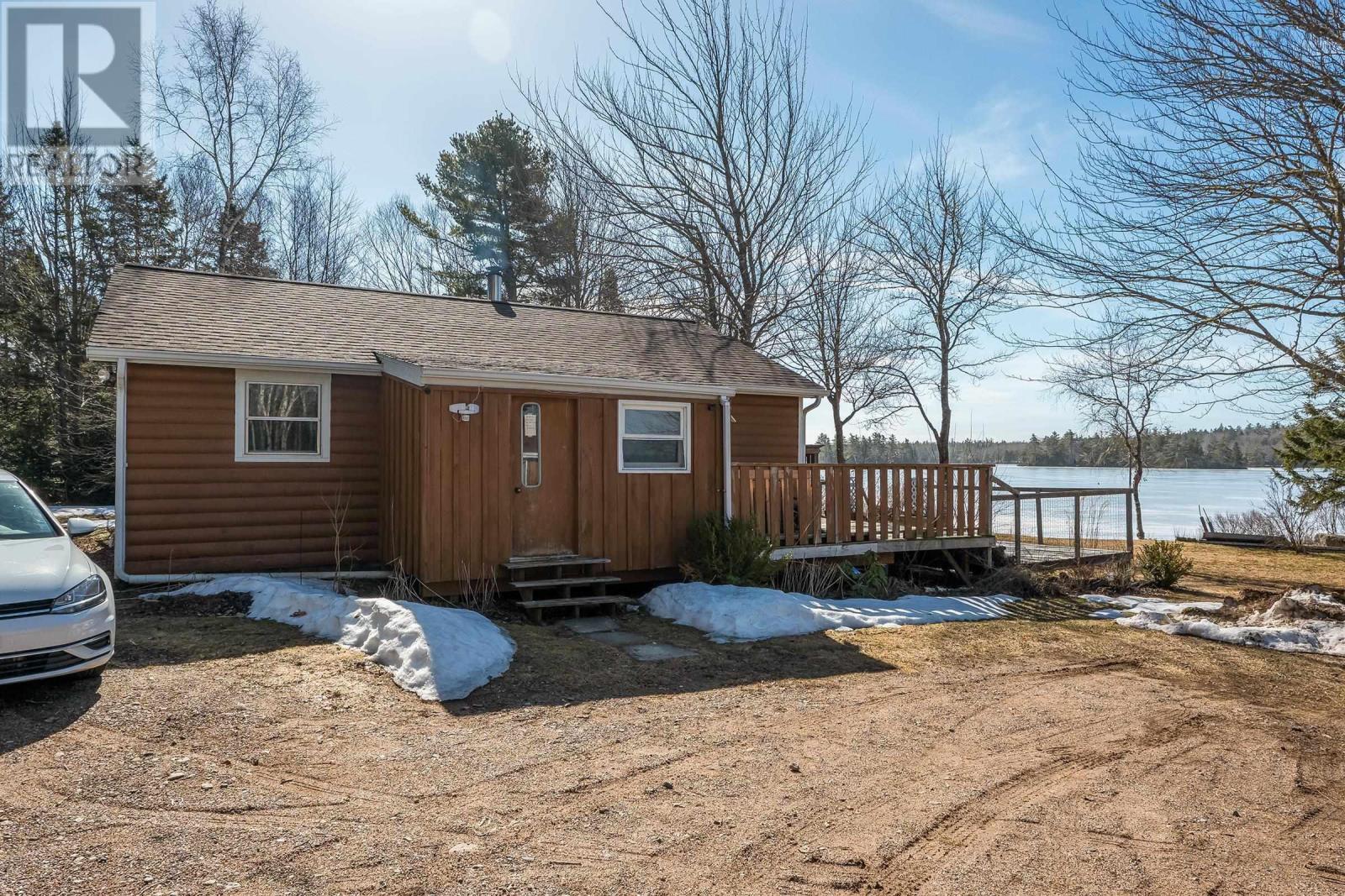 For sale 1764 Trout Lake Road, Nictaux, Nova Scotia B0S1P0 202404075