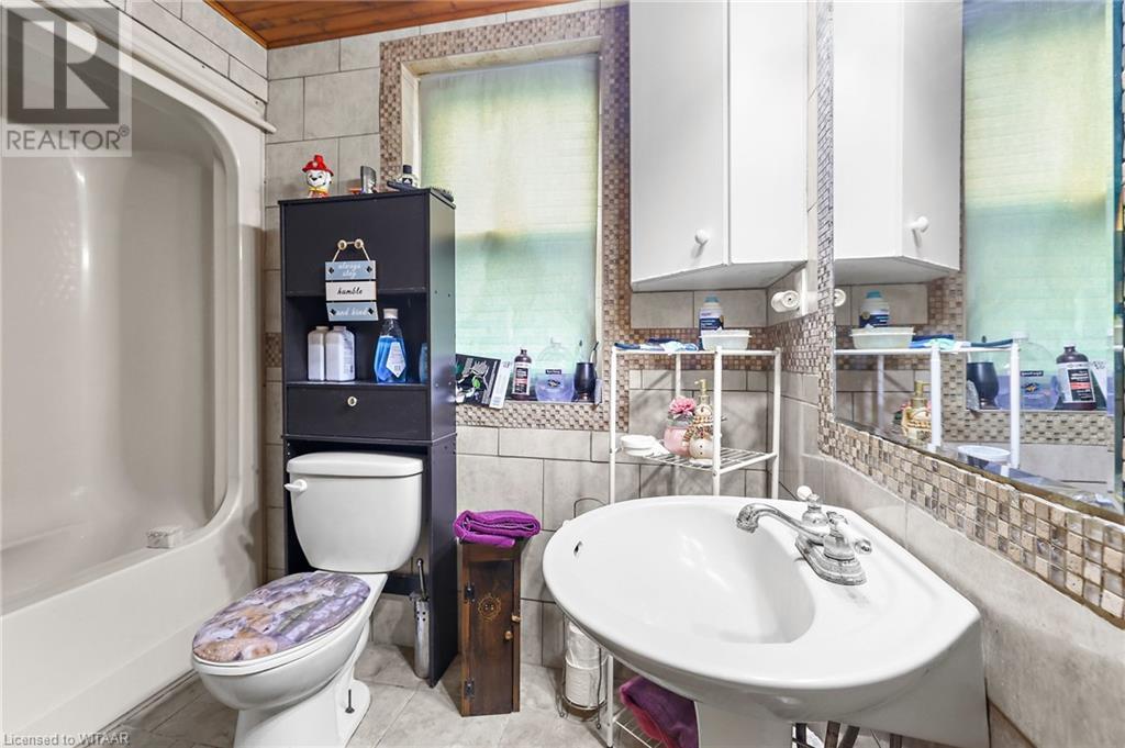 For sale 45 ISABELLA Street, Plattsville, Ontario L7C1N7 40556509 REALTOR.ca