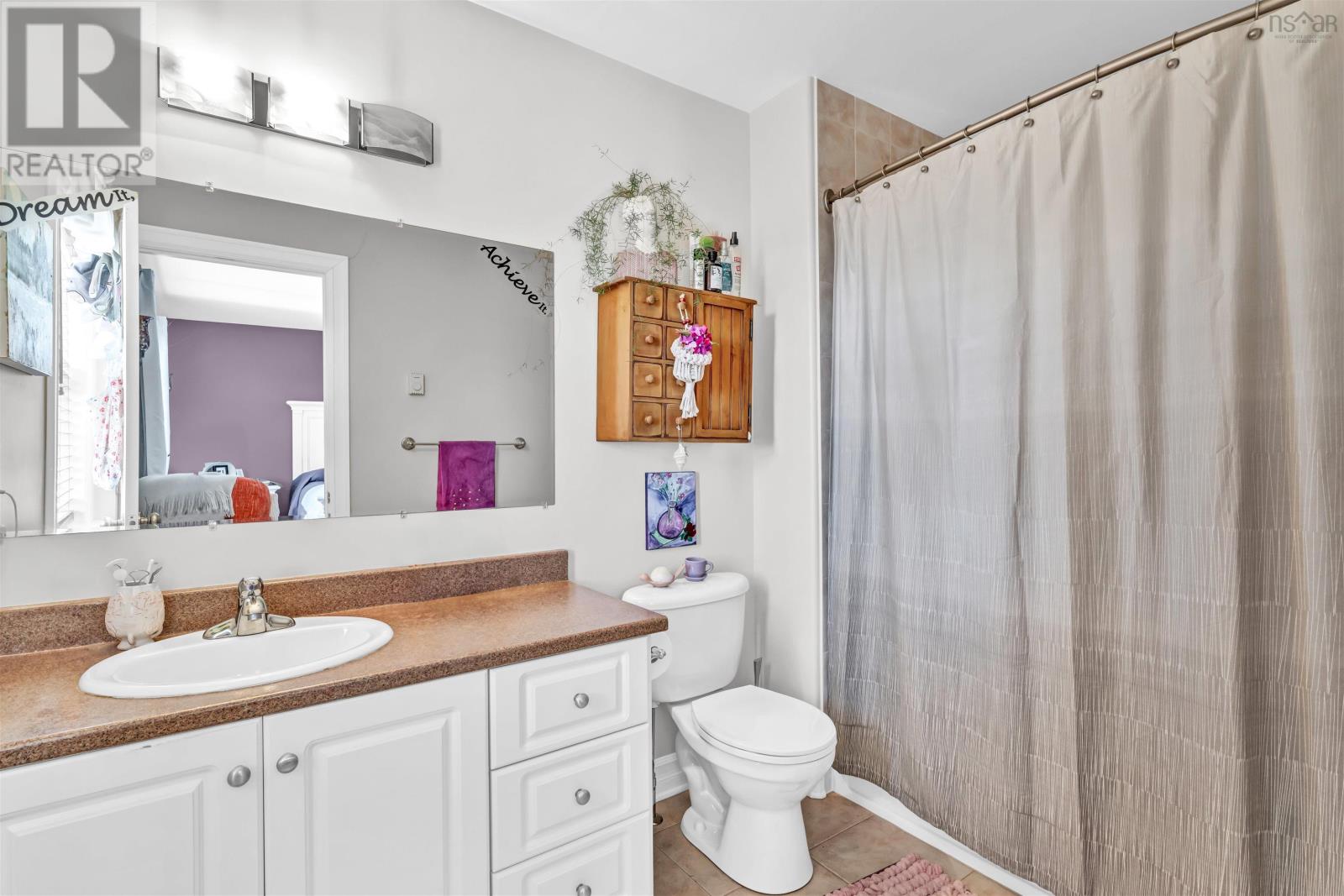 23 Surrey Way, Dartmouth, Nova Scotia B2W6R7 REALTOR.ca