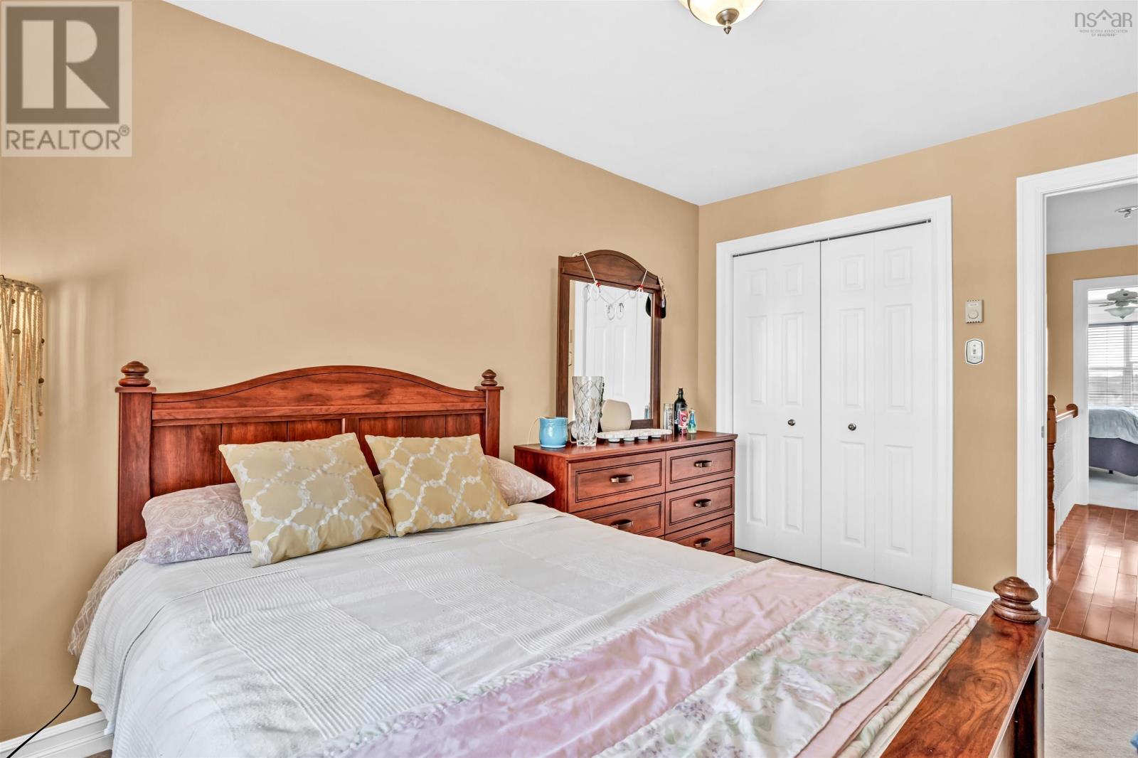 23 Surrey Way, Dartmouth, Nova Scotia B2W6R7 REALTOR.ca