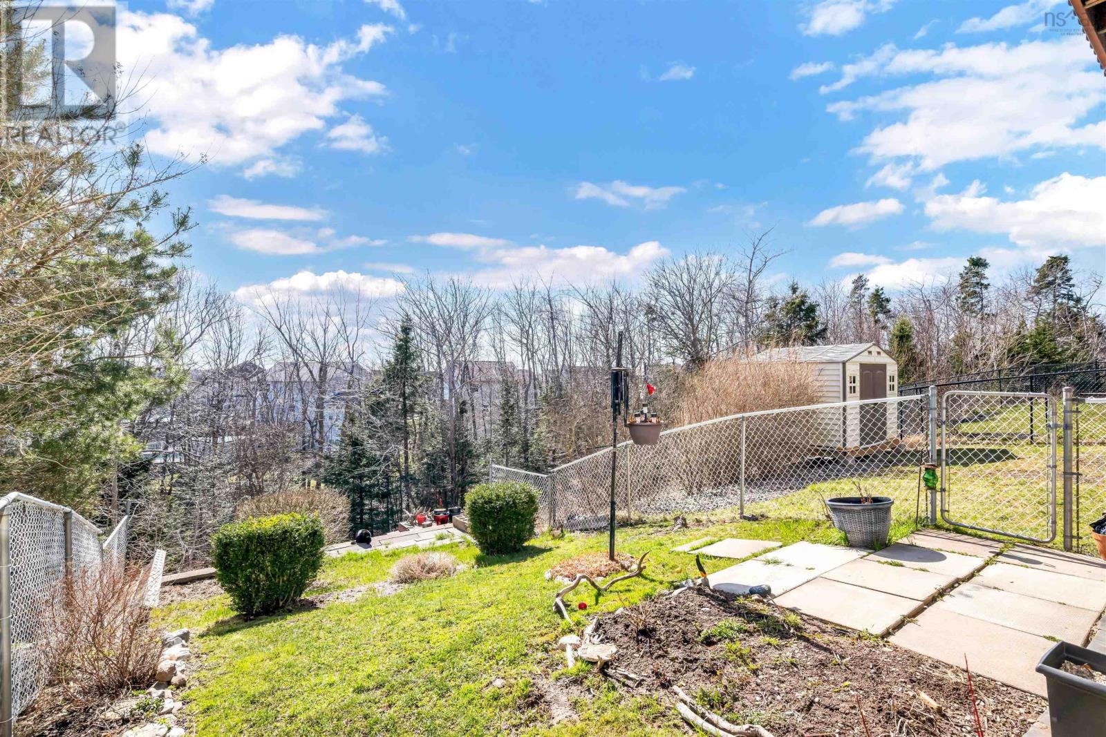 23 Surrey Way, Dartmouth, Nova Scotia B2W6R7 REALTOR.ca