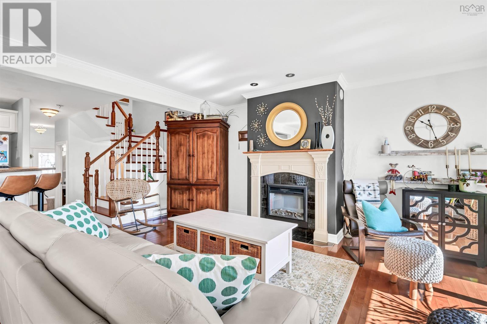 23 Surrey Way, Dartmouth, Nova Scotia B2W6R7 REALTOR.ca