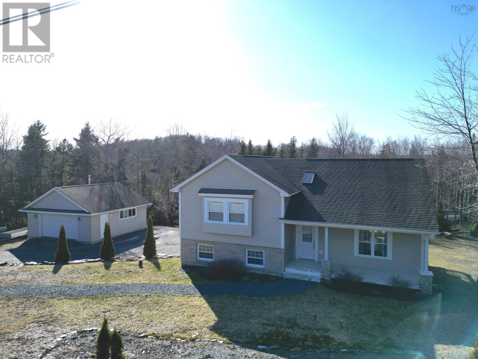 60 Sunrise Lane, Beaver Ridge, East Uniacke, Nova Scotia B0N1Z0 ...
