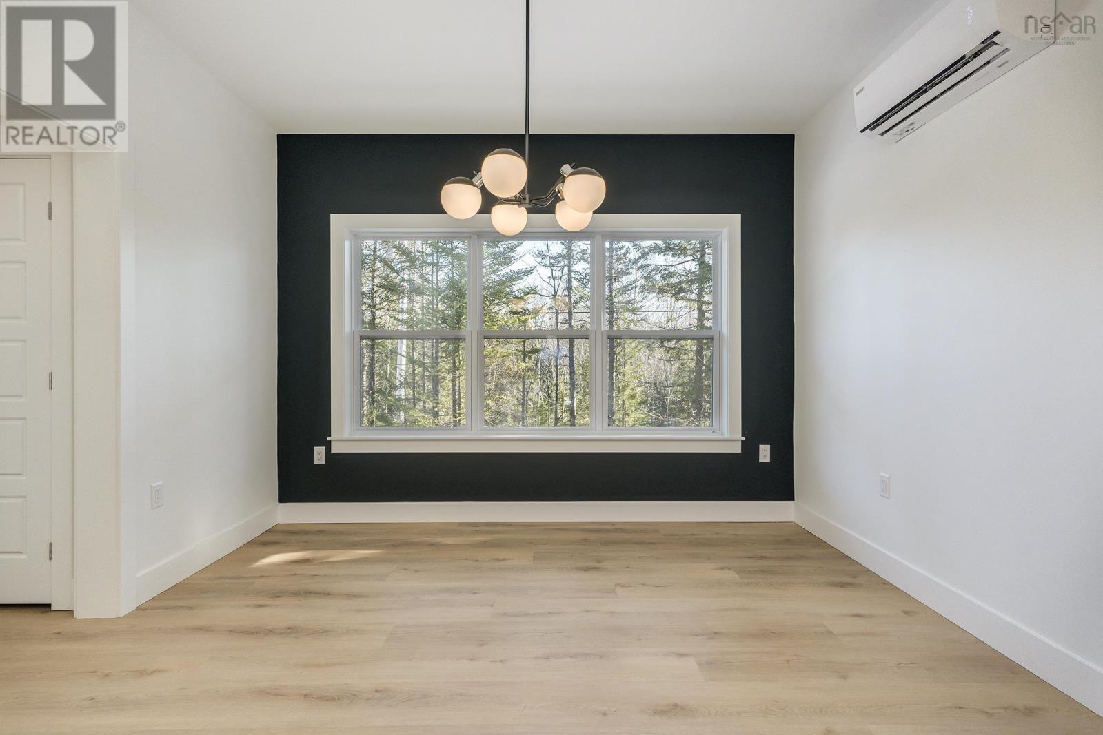 For sale 520 Perrin Drive, Fall River, Nova Scotia B2T1X8 202324653