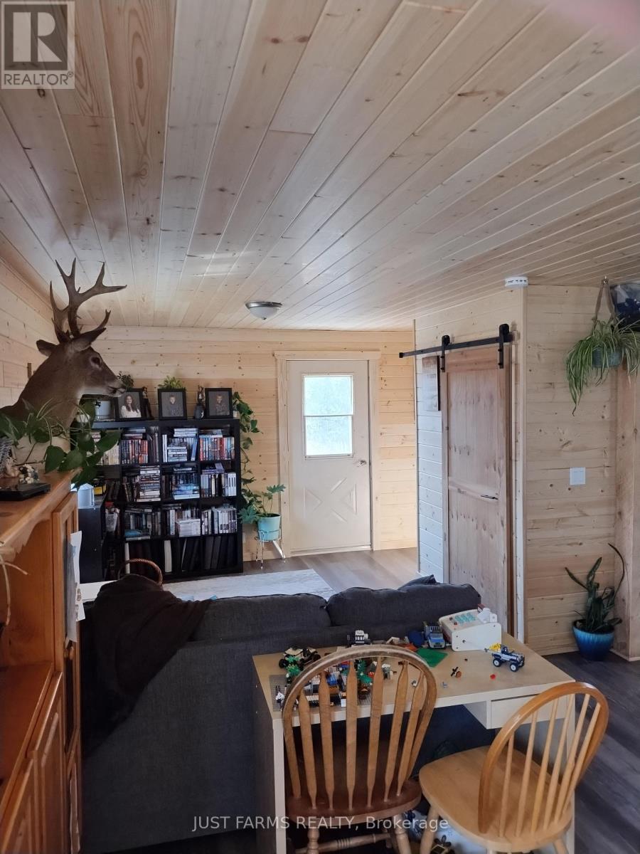 For sale 877 FISHER RD W, Emo, Ontario P0W1E0 X8239676 REALTOR.ca