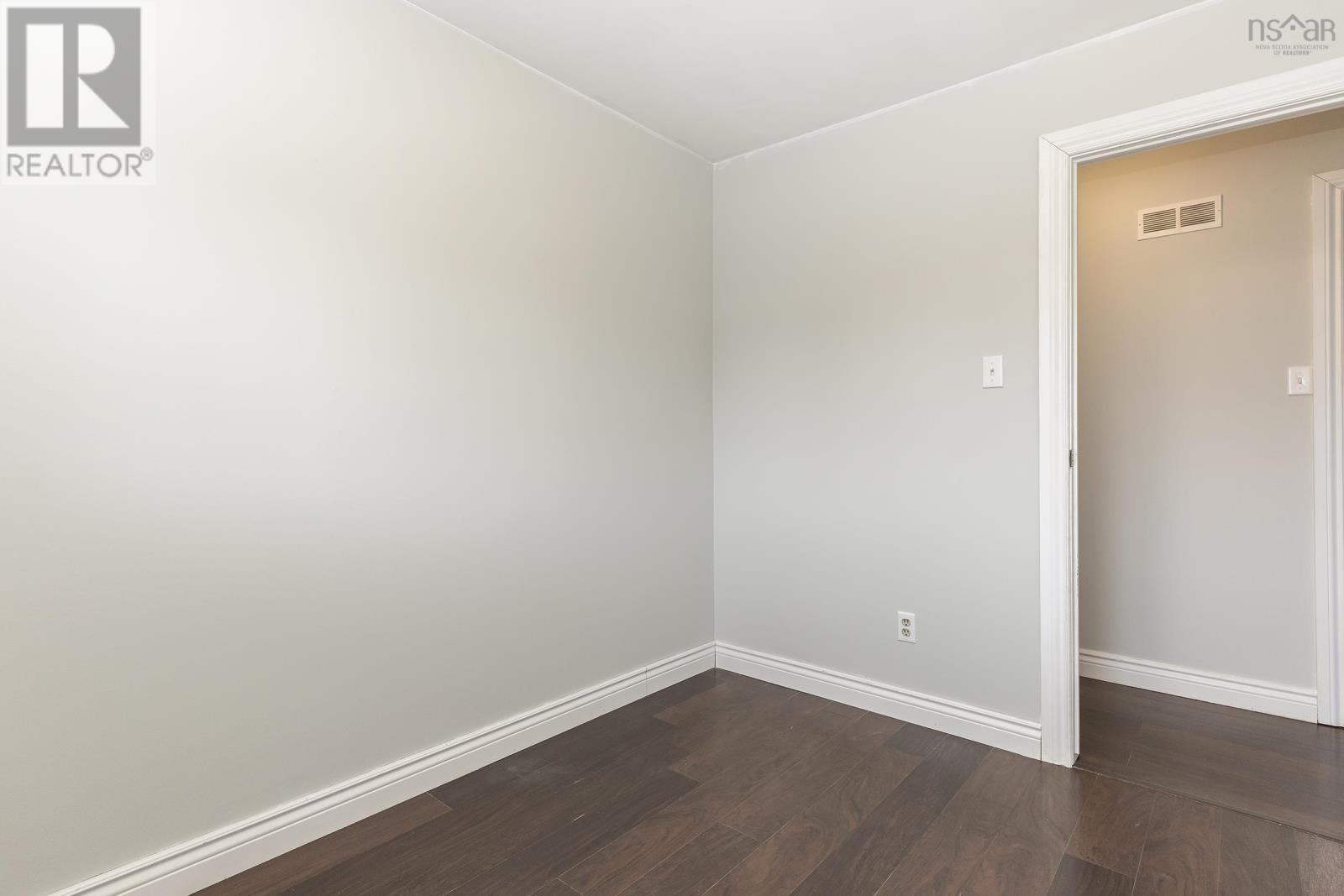 102 Charles Road, Timberlea, Nova Scotia B3T1J6 REALTOR.ca