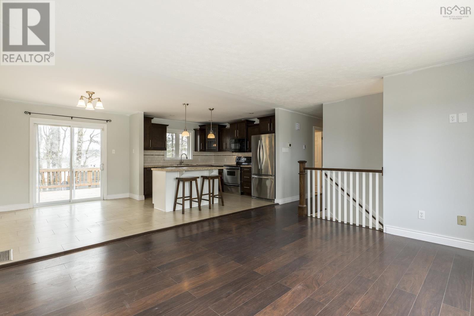 102 Charles Road, Timberlea, Nova Scotia B3T1J6 REALTOR.ca