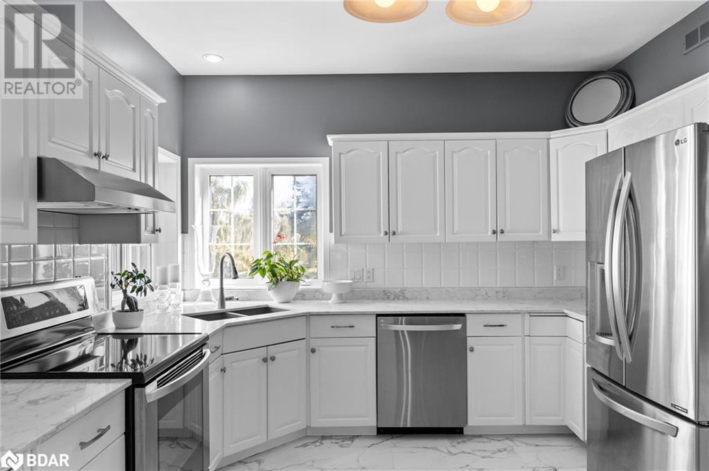 For sale 8670 CRAYTON COURT, Gowanstown, Ontario N0G1Y0 40549504