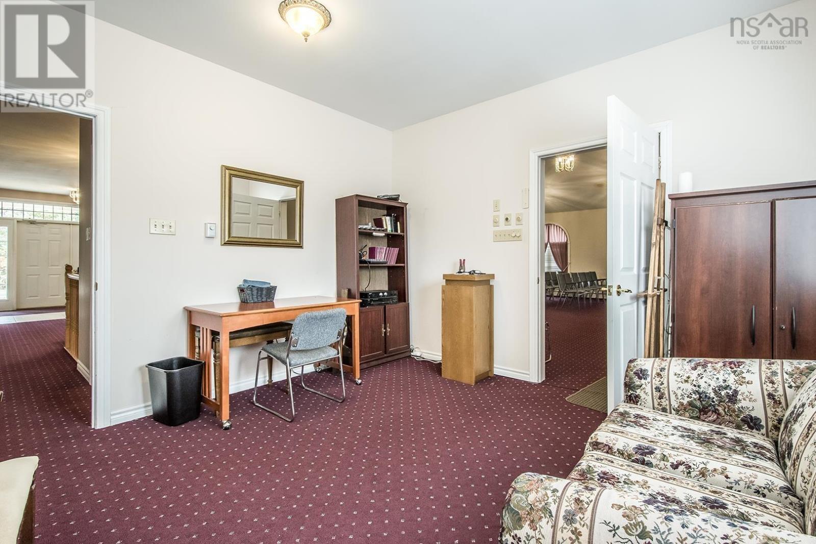 For sale 13549 Peggys Cove Road, Upper Tantallon, Nova Scotia B3Z2J4