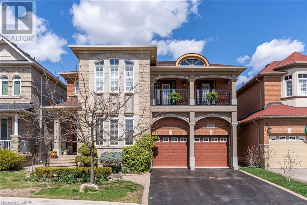 For sale 2555 NICHOLS Drive, Oakville, Ontario L6H7L3 40573156