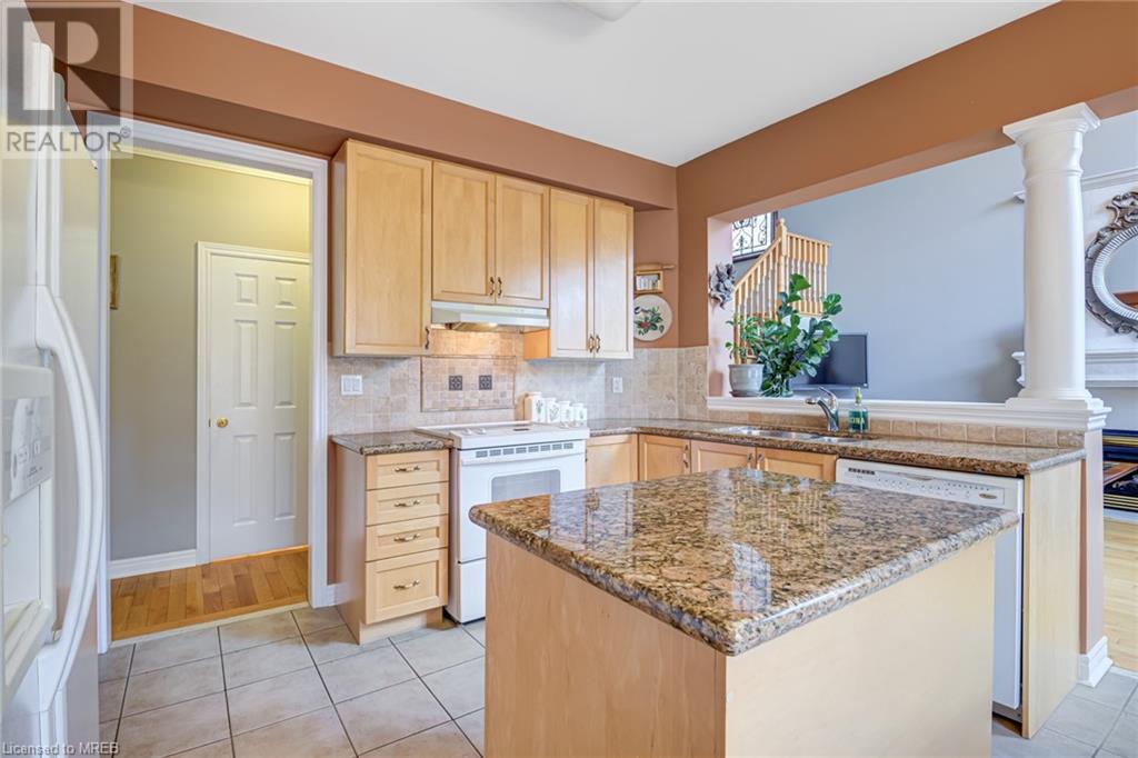 For sale 2555 NICHOLS Drive, Oakville, Ontario L6H7L3 40573156