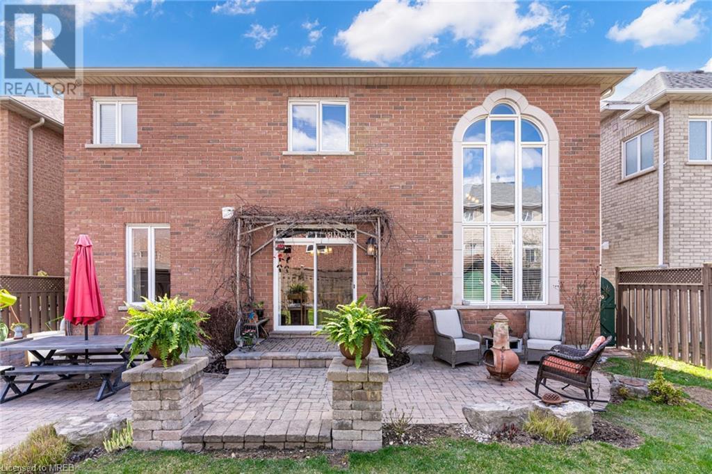 For sale 2555 NICHOLS Drive, Oakville, Ontario L6H7L3 40573156