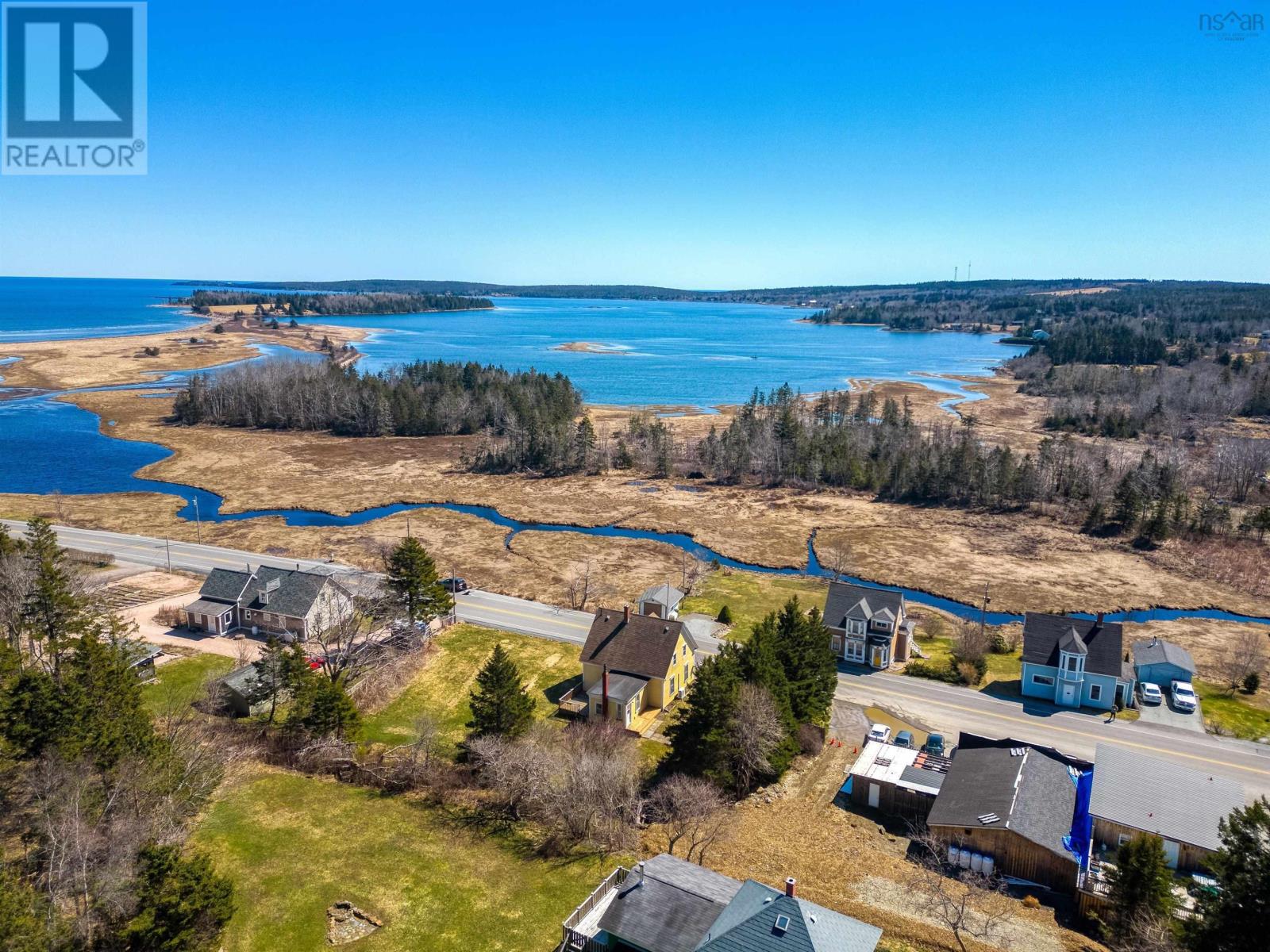 For sale 3442 Highway 332, Rose Bay, Nova Scotia B0J2X0 202407007