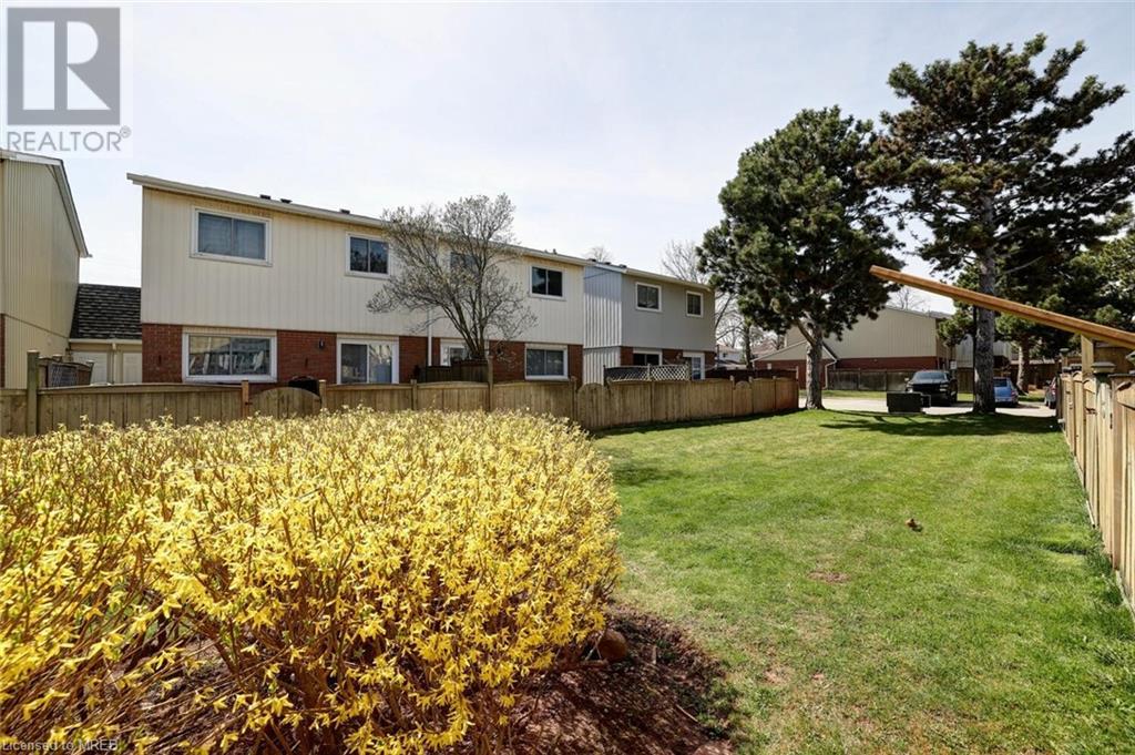 For sale 5005 PINEDALE Avenue Unit 56, Burlington, Ontario L7L5J6