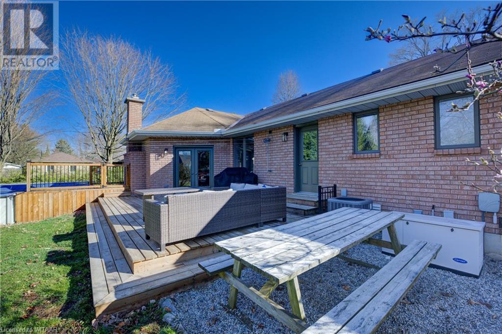 For sale 144 DOVER Street, Otterville, Ontario N0J1R0 40571565