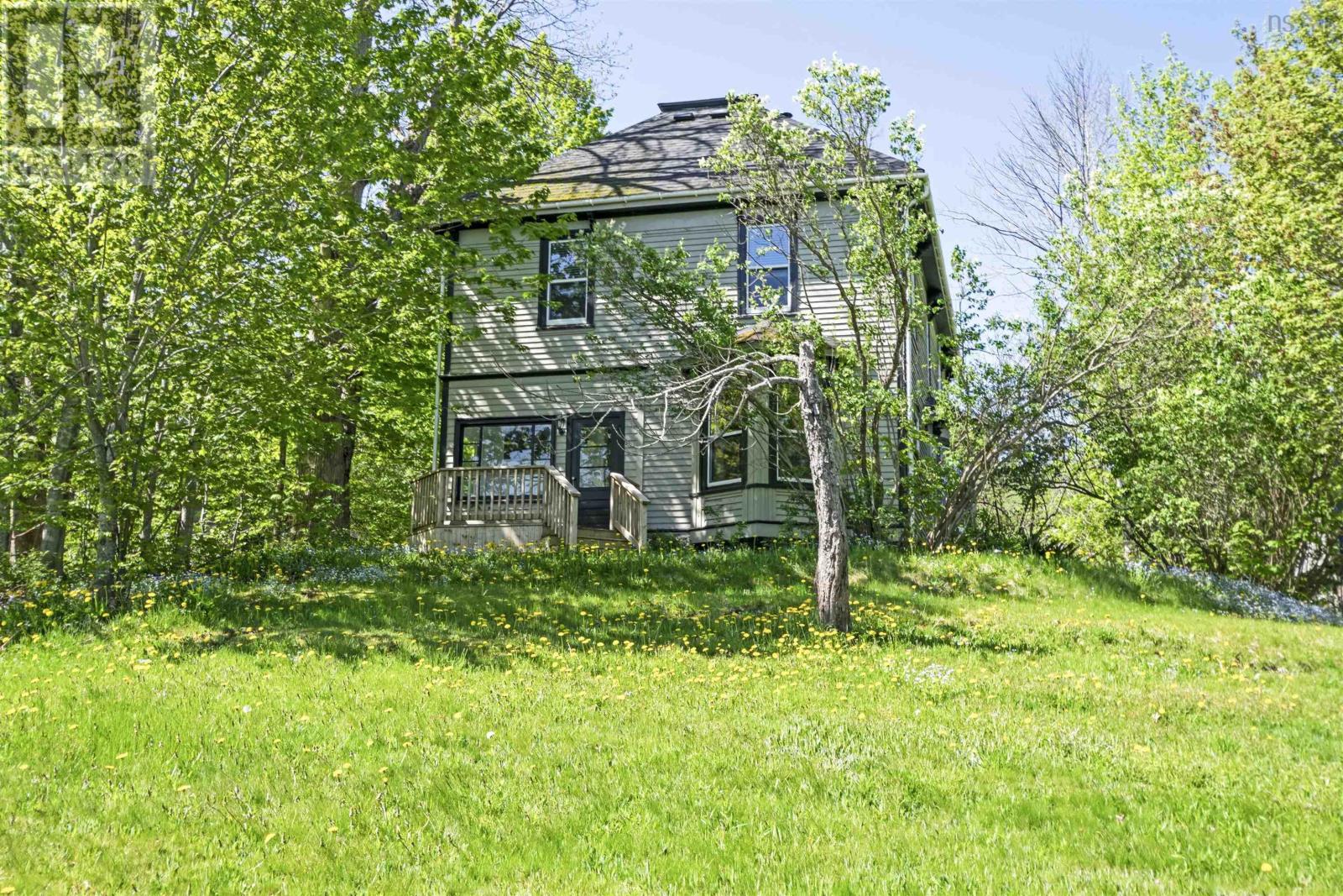 For sale 3912 Scotsburn Road, Scotsburn, Nova Scotia B0K1R0