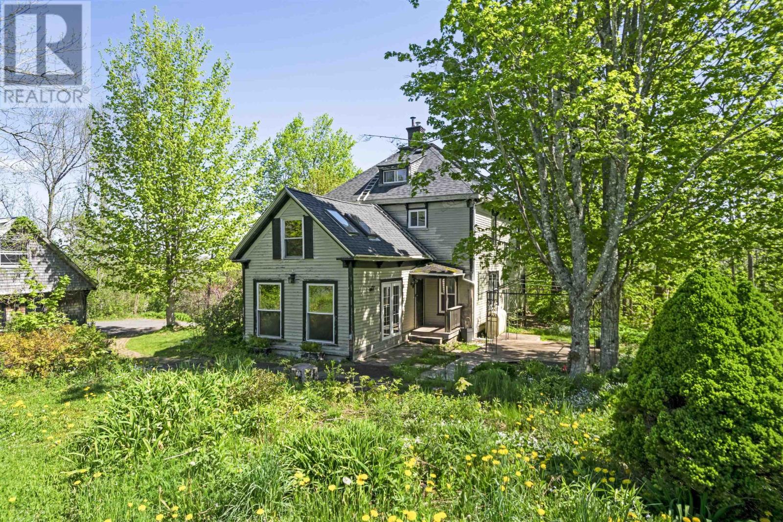 For sale 3912 Scotsburn Road, Scotsburn, Nova Scotia B0K1R0