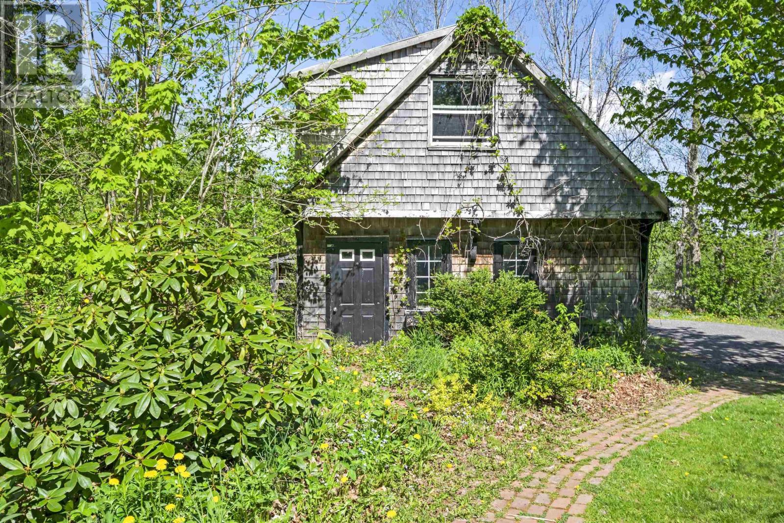 For sale 3912 Scotsburn Road, Scotsburn, Nova Scotia B0K1R0