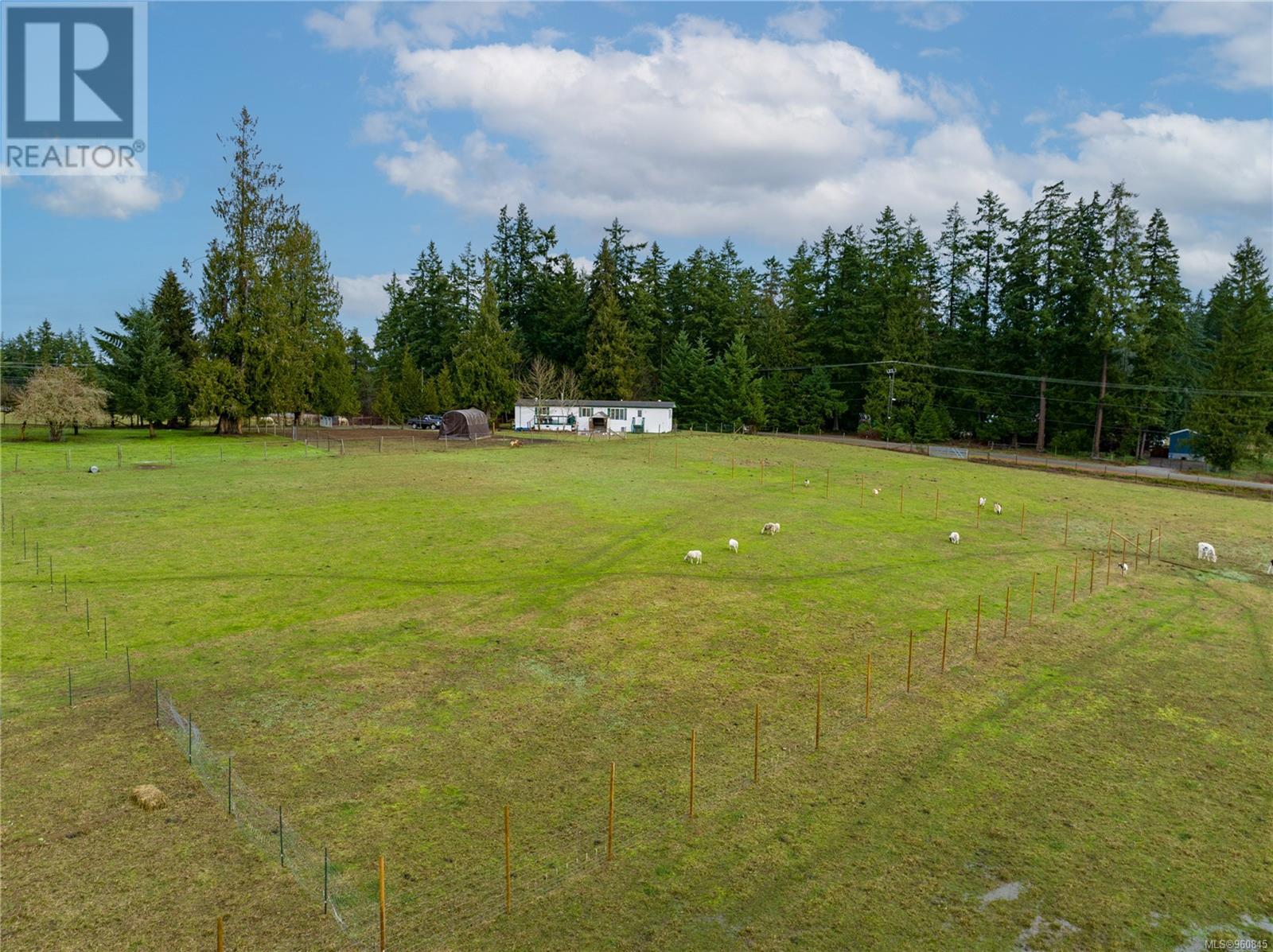 For sale 981 Pratt Rd, Hilliers, British Columbia V9K1W5 960845 REALTOR.ca