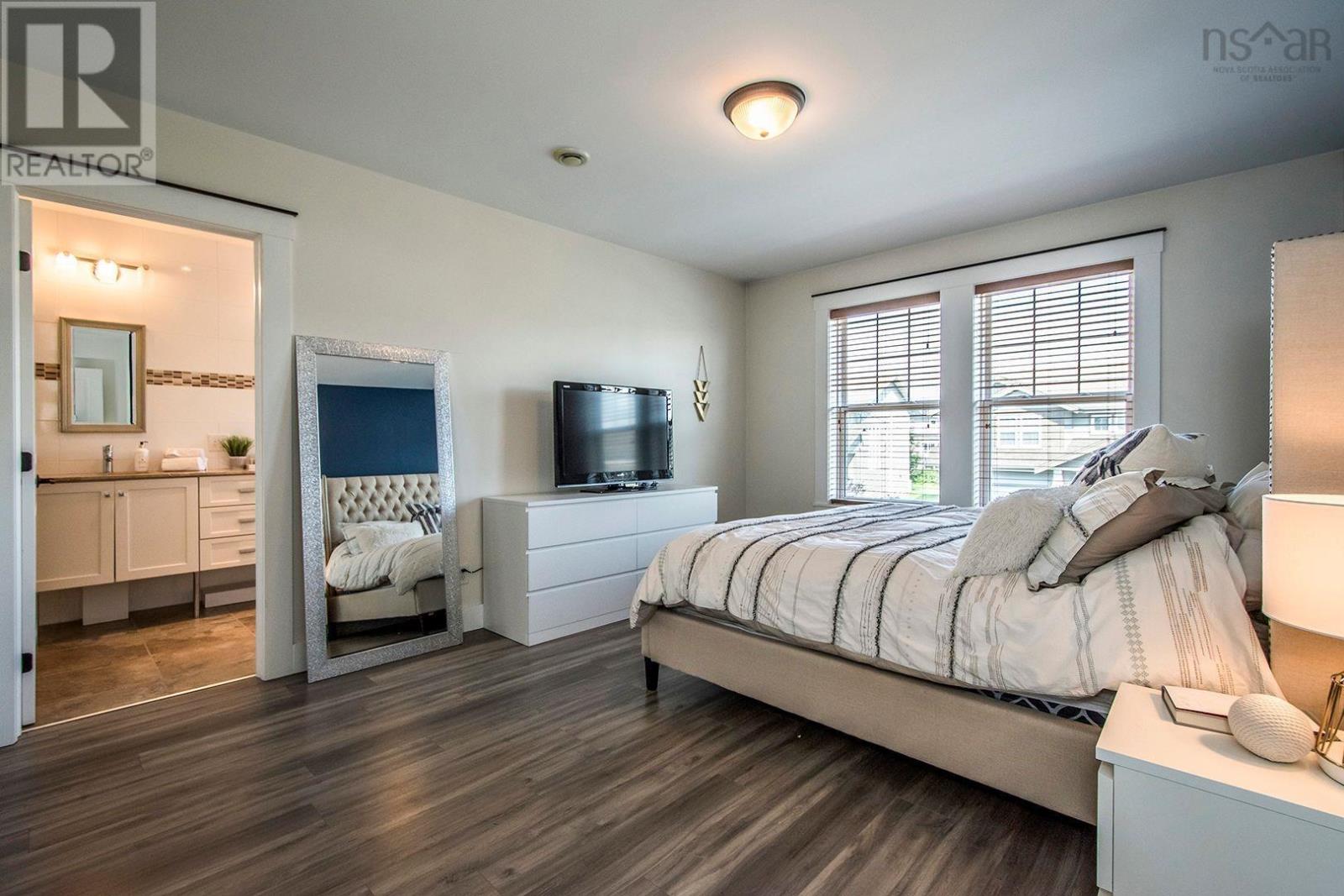 For sale 84 Beachstone Drive, Spryfield, Nova Scotia B3R0B2