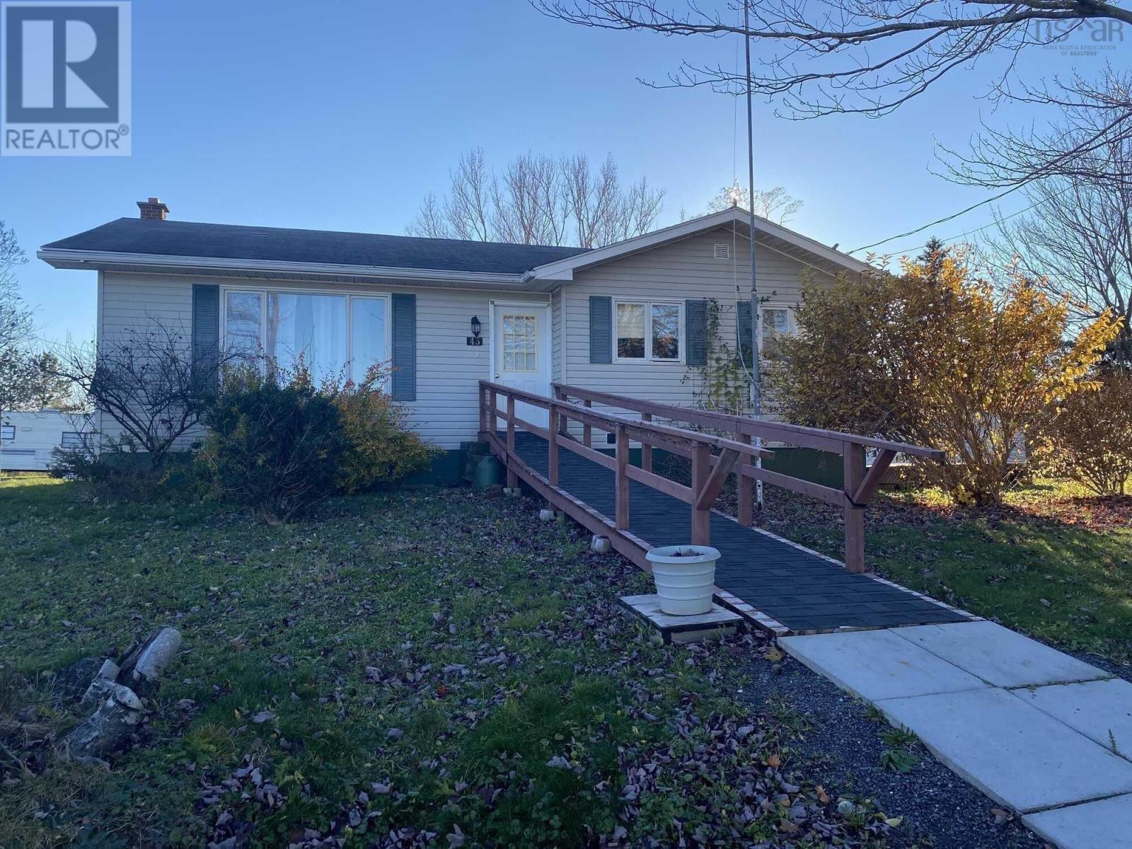 45 Hillside Road, Trenton, Nova Scotia B0K1X0 REALTOR.ca