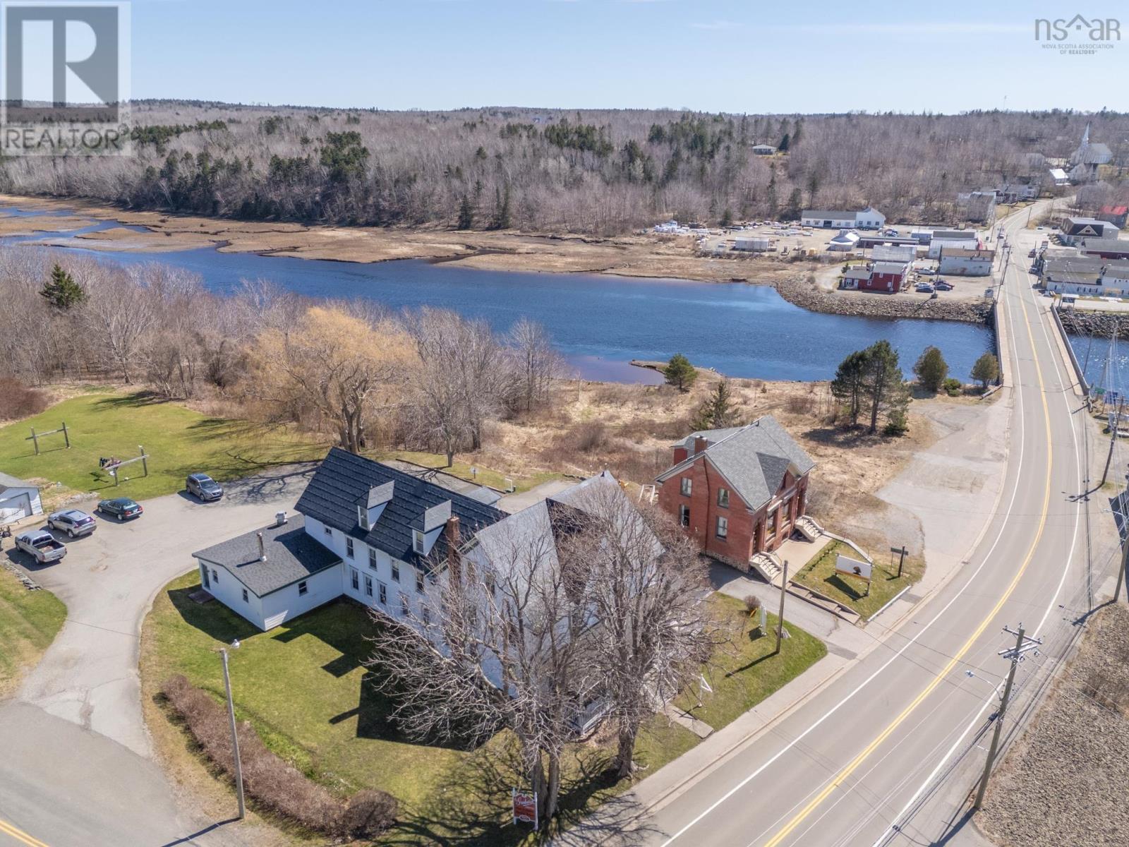 For sale 4616 Highway 1, Weymouth, Nova Scotia B0W3T0 202407363