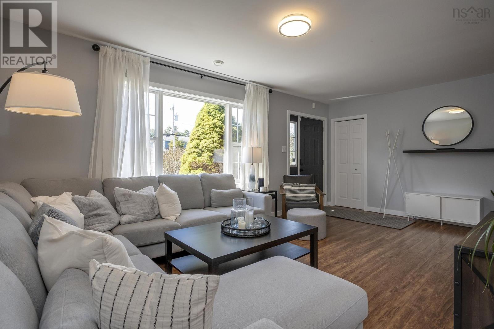 1510 Sarah Drive, Coldbrook, Nova Scotia B3R1A1 REALTOR.ca