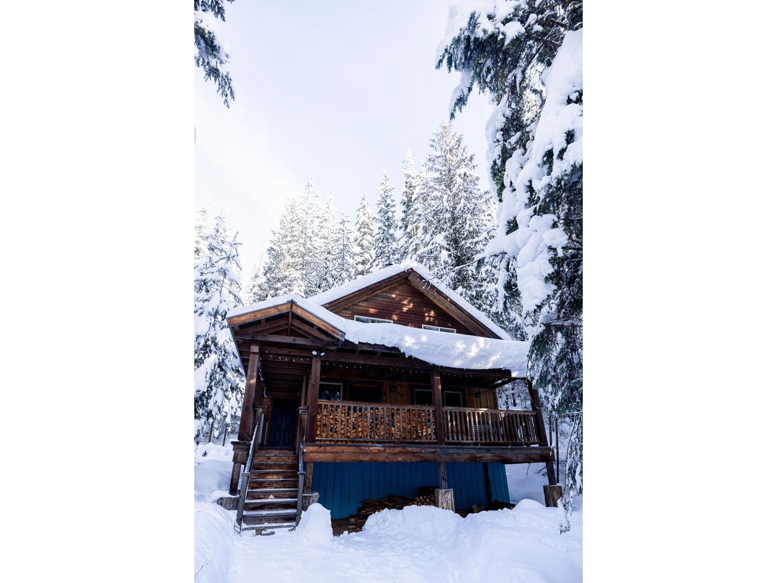 For sale 6225 PORTO RICO YMIR ROAD, Ymir, British Columbia V0G2K0