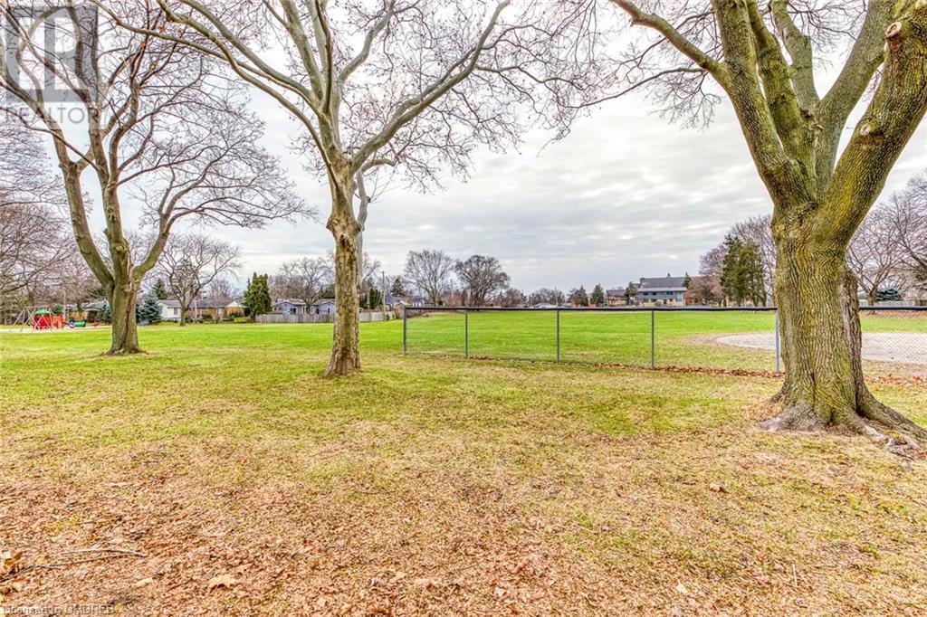 For sale 414 BELVENIA Road, Burlington, Ontario L7L2G6 40574850