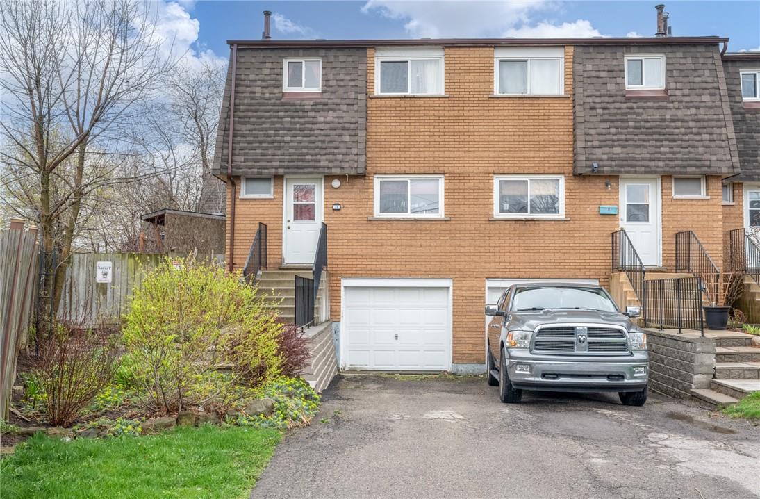 For sale 20 ANNA CAPRI Drive, Unit 24, Hamilton, Ontario L8W1M6