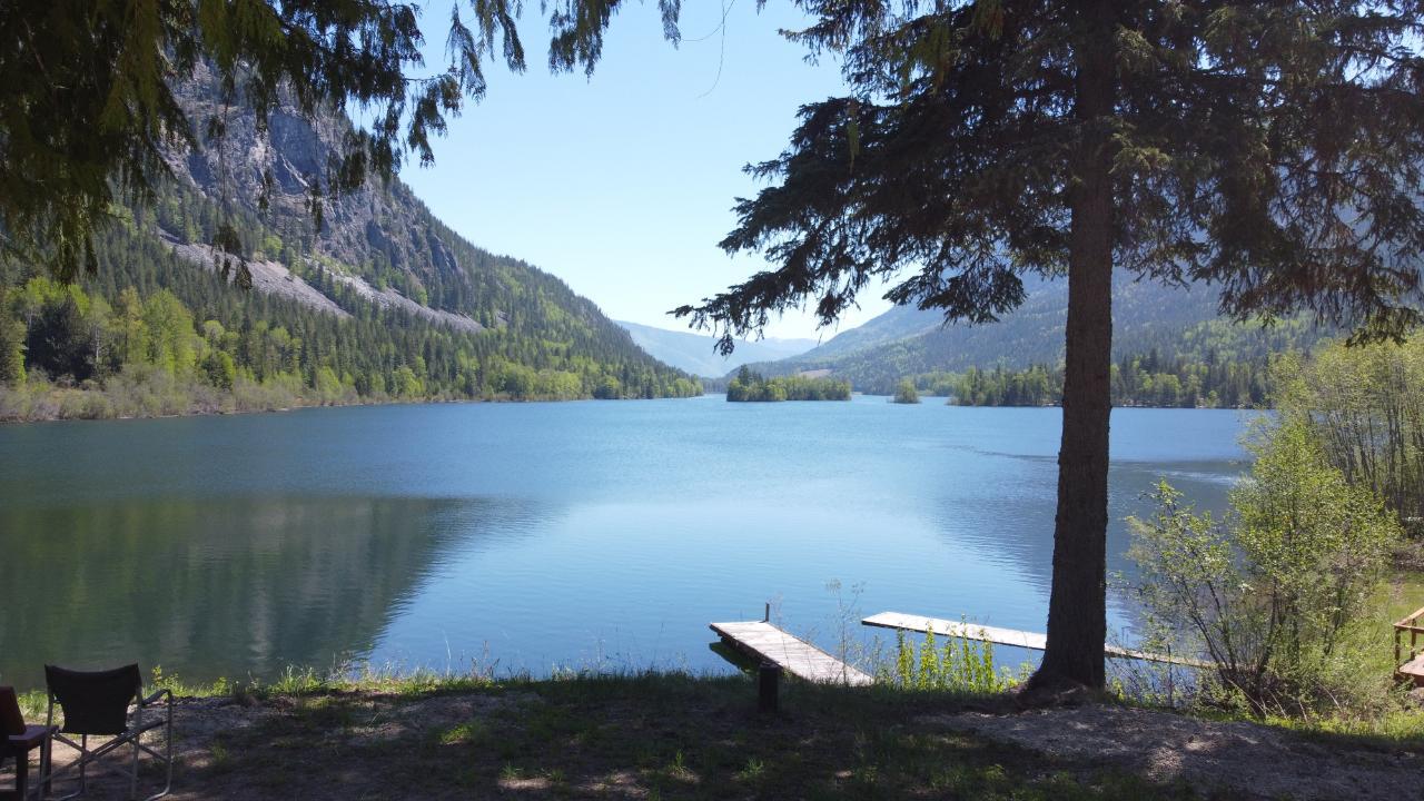 For sale 209 ISLAND VIEW ROAD, Summit Lake, British Columbia V0G1R1