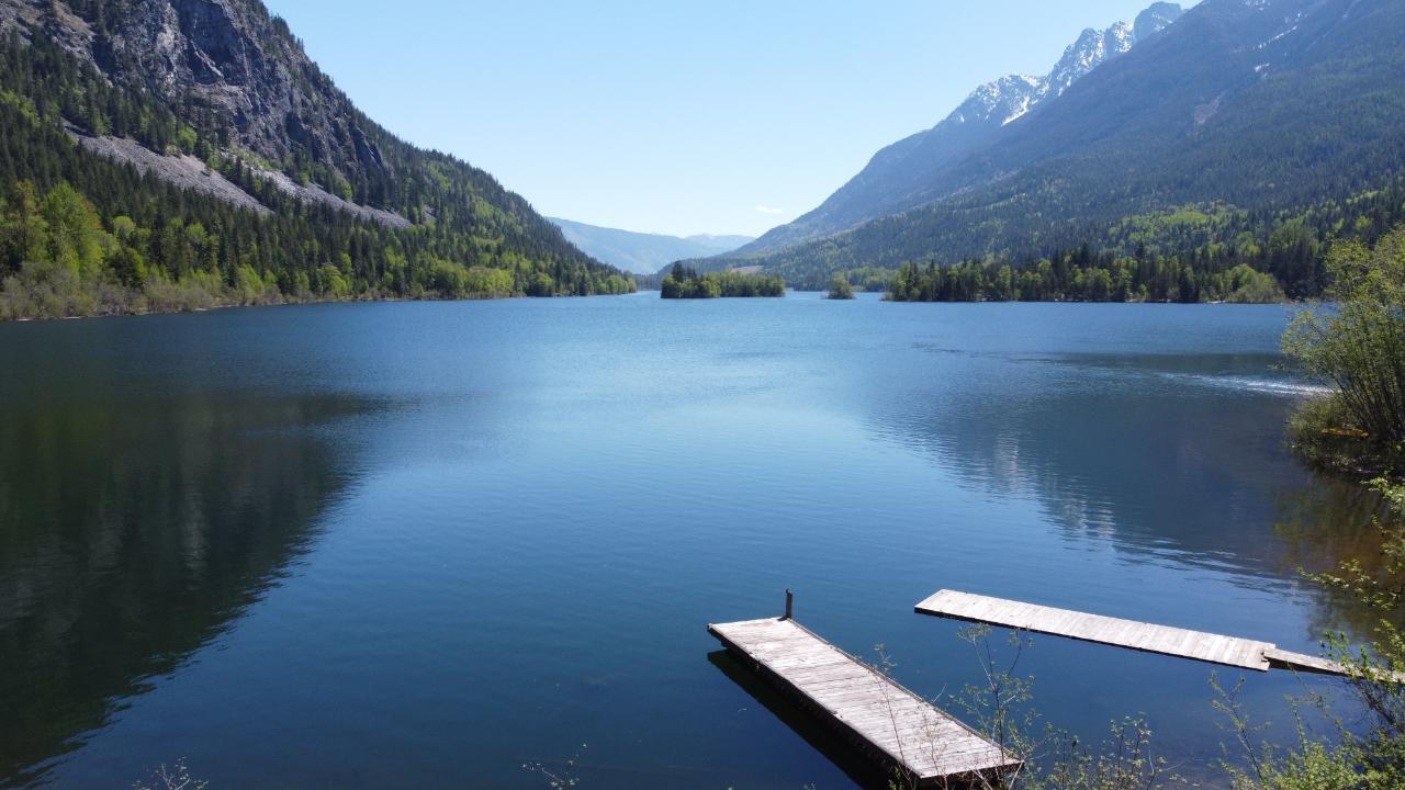 For sale 209 ISLAND VIEW ROAD, Summit Lake, British Columbia V0G1R1