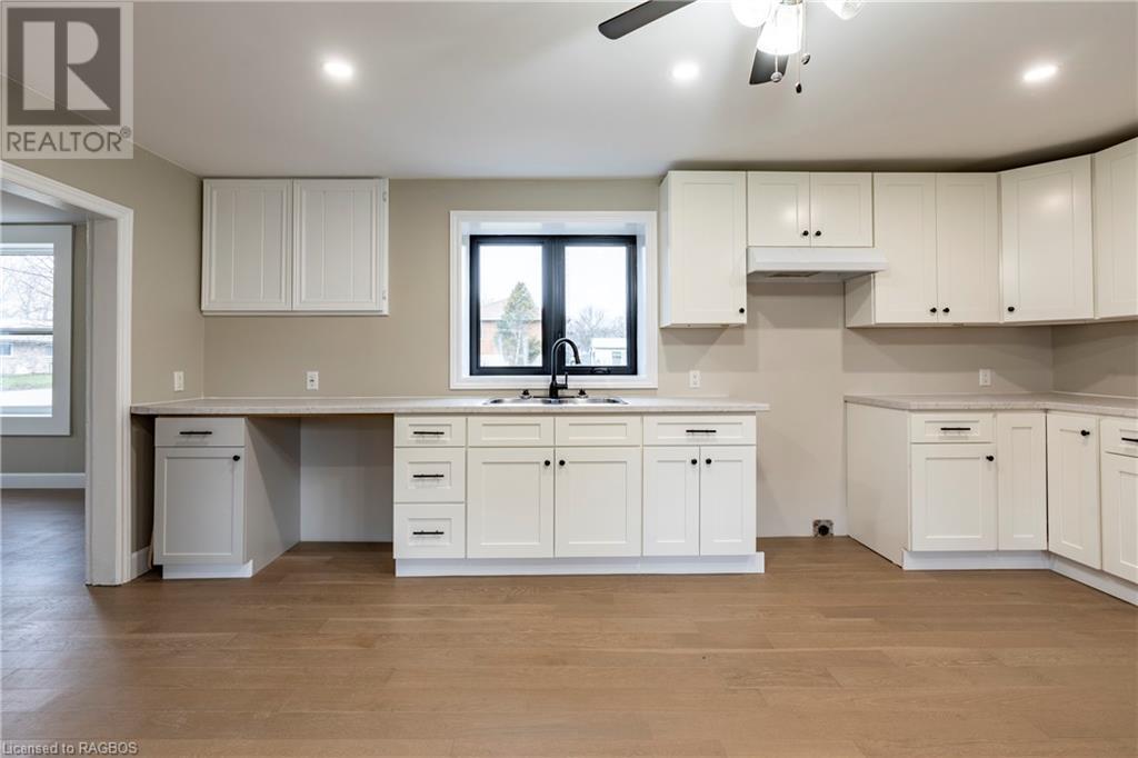 For sale 45 BROWNLEE Street S, Teeswater, Ontario N0G2S0 40564780