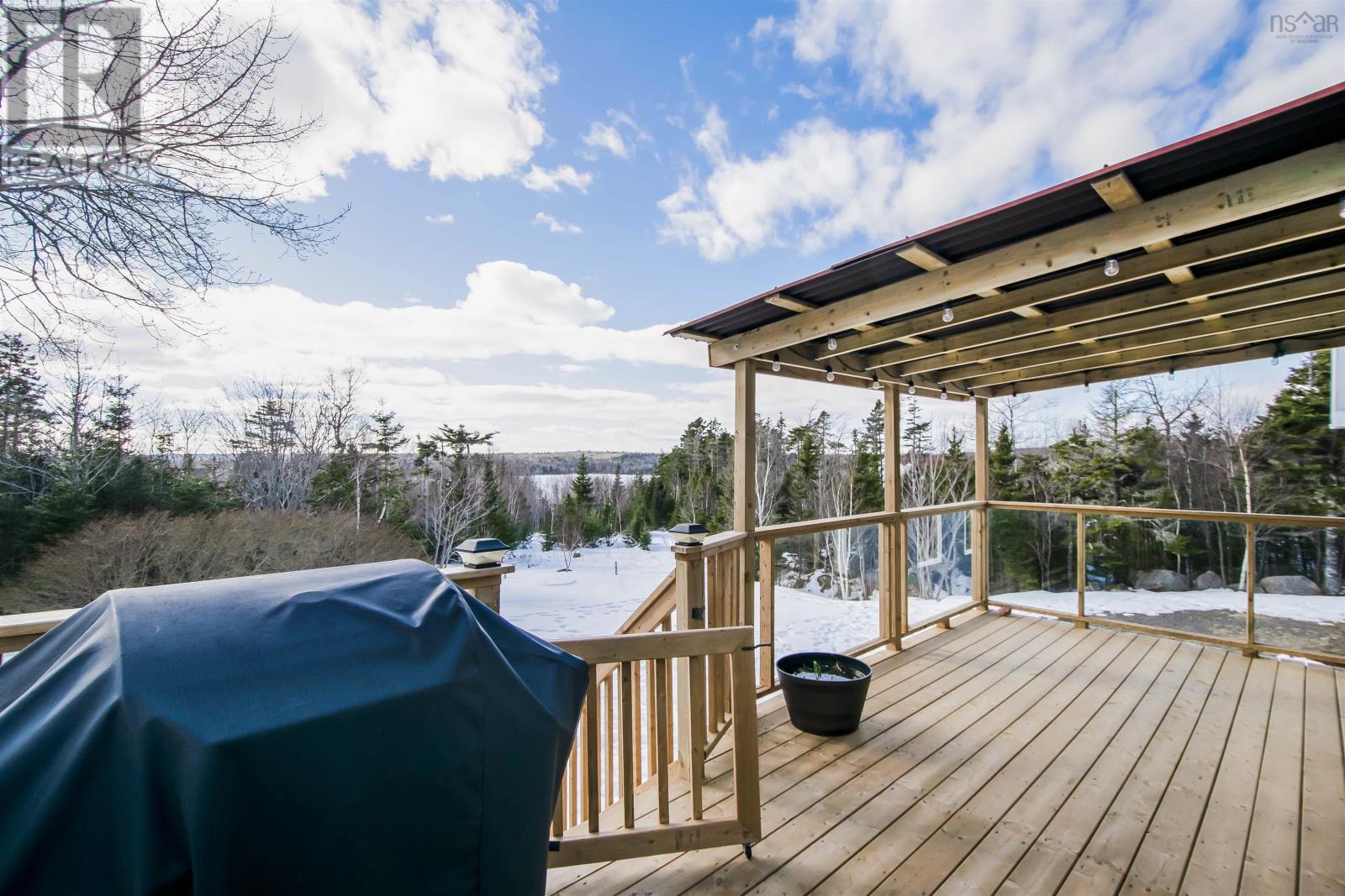 73 Forest Glade Drive, MacDonald Lake Subdivision, Hatchet Lake, Nova