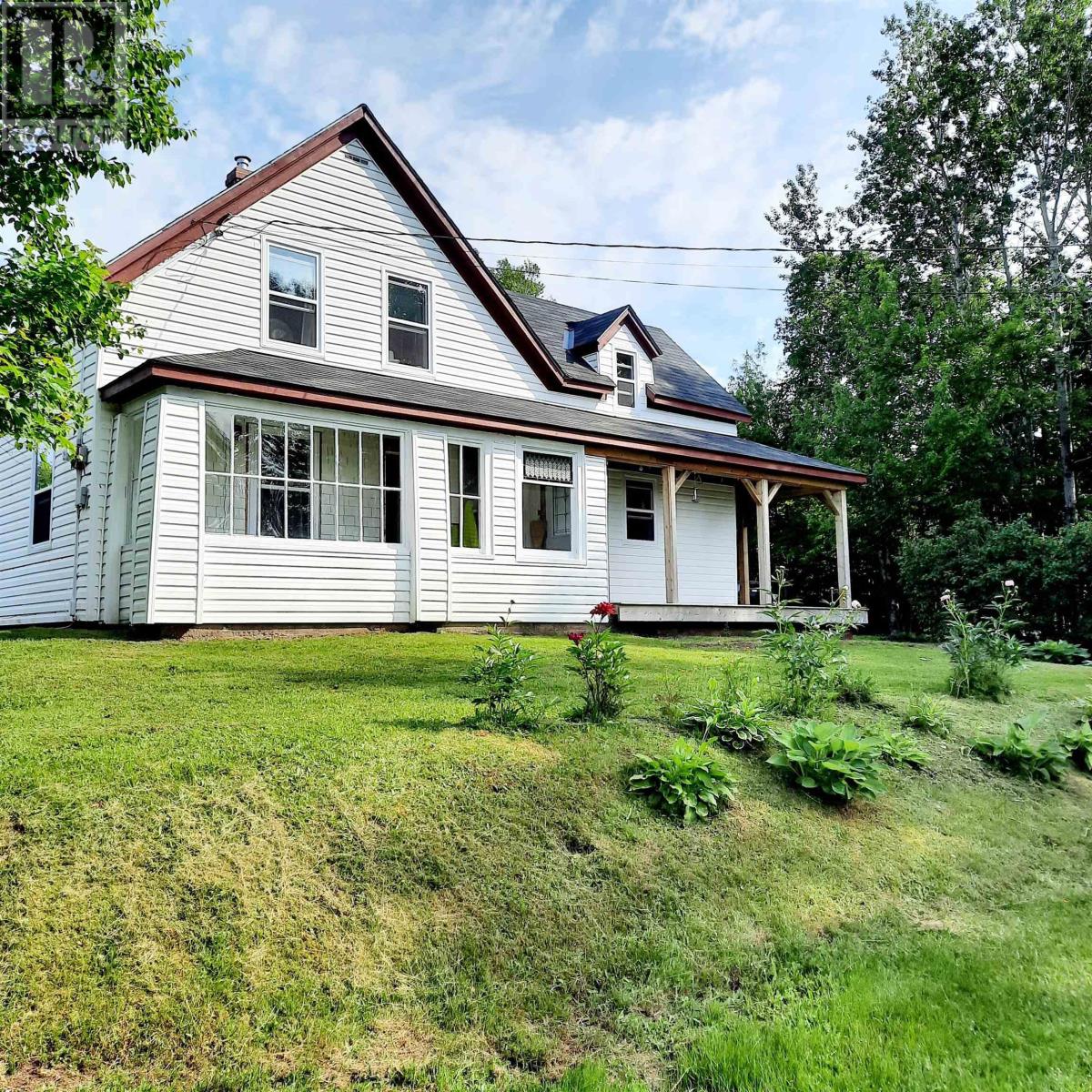 For sale 11088 Kempt Head Road, Boularderie Center, Nova Scotia B1X1L6