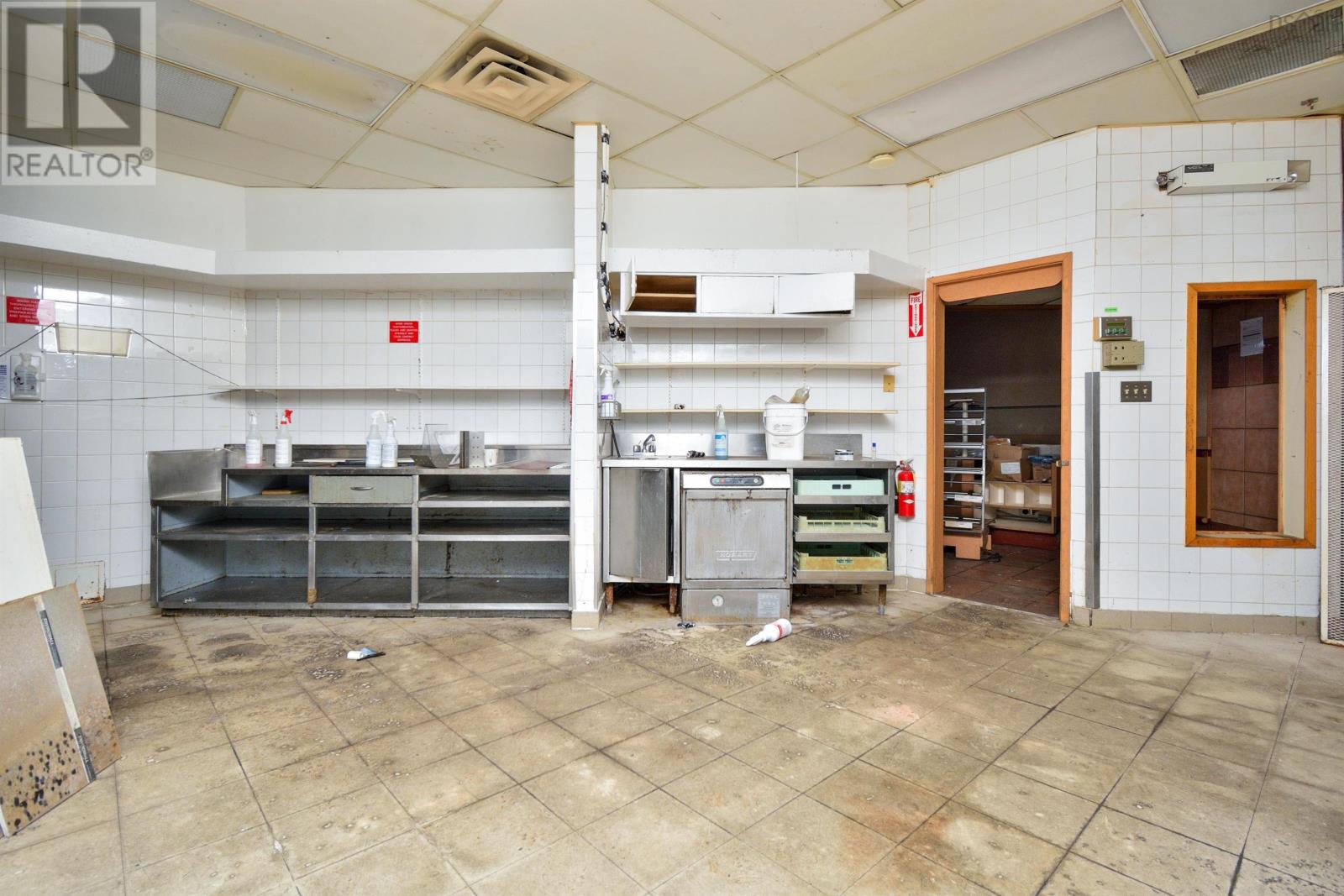 For sale 225 Commercial Street, Glace Bay, Nova Scotia B1A3C3