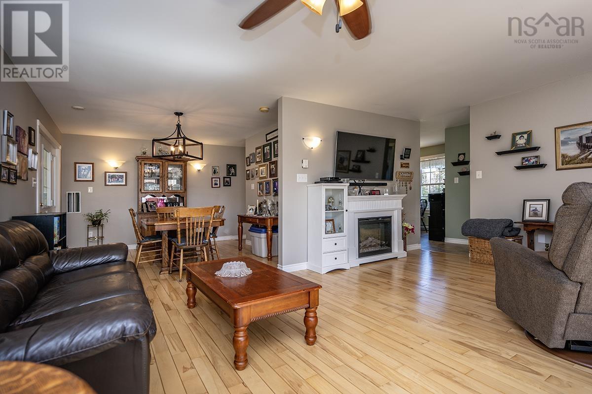 1076 Ashdale Road, South Rawdon, Nova Scotia B0N1Z0 REALTOR.ca