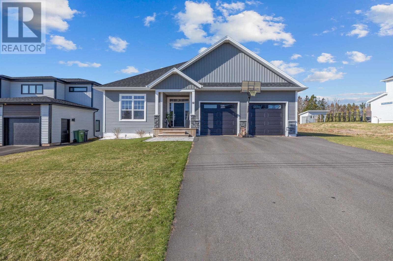 For sale 52 Keaton Drive, Winsloe North, Prince Edward Island C1E3M5