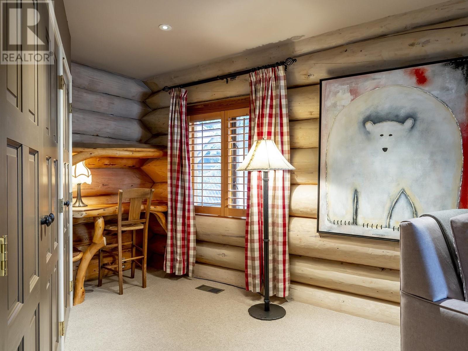 For sale 6310 FAIRWAY DRIVE, Whistler, British Columbia V8E0C9