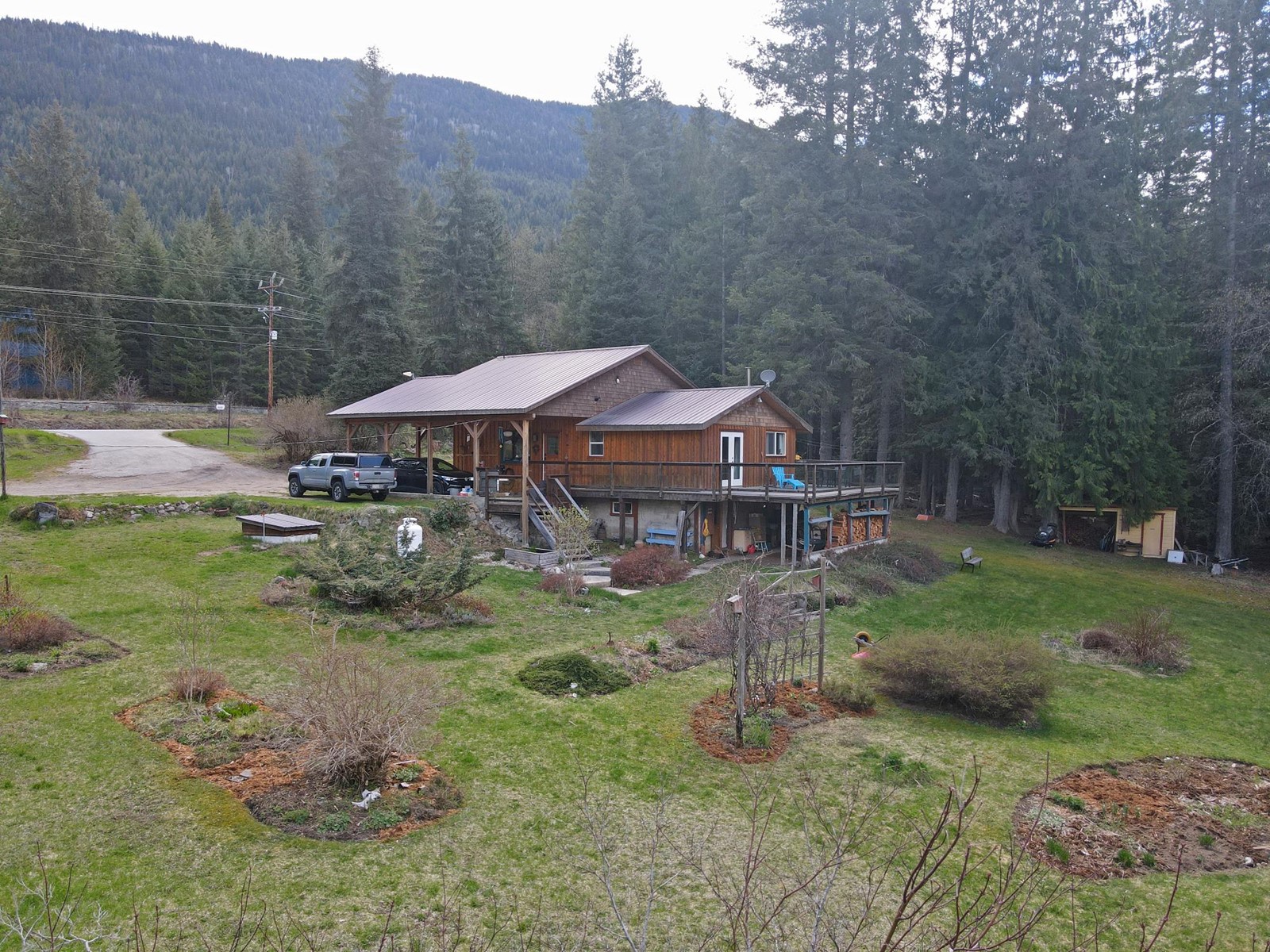 For sale 8481 HIGHWAY 6, Slocan, British Columbia V1L2C0 2476309