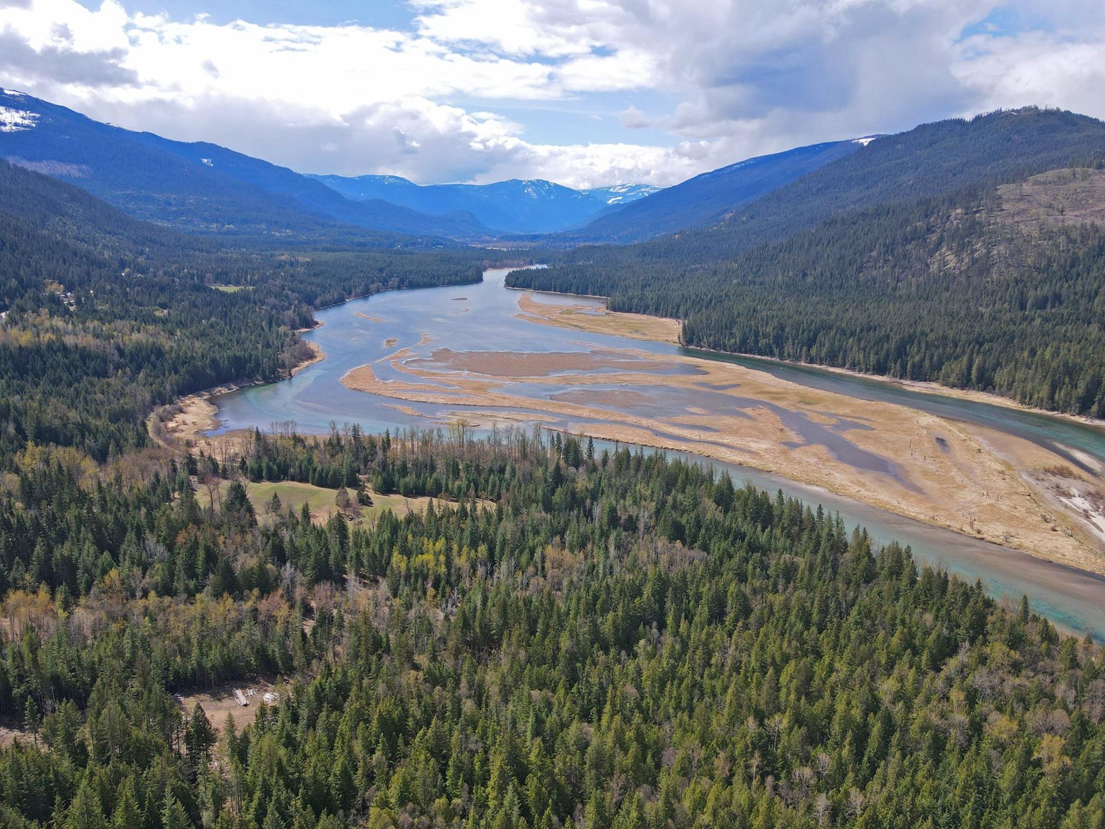 For sale 8481 HIGHWAY 6, Slocan, British Columbia V1L2C0 2476309