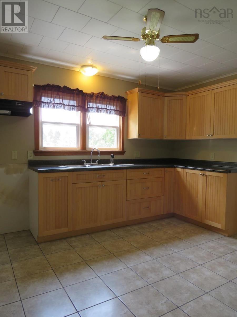 For sale 17 Crouse's Settlement Road, Upper Lahave, Nova Scotia B4V2W2