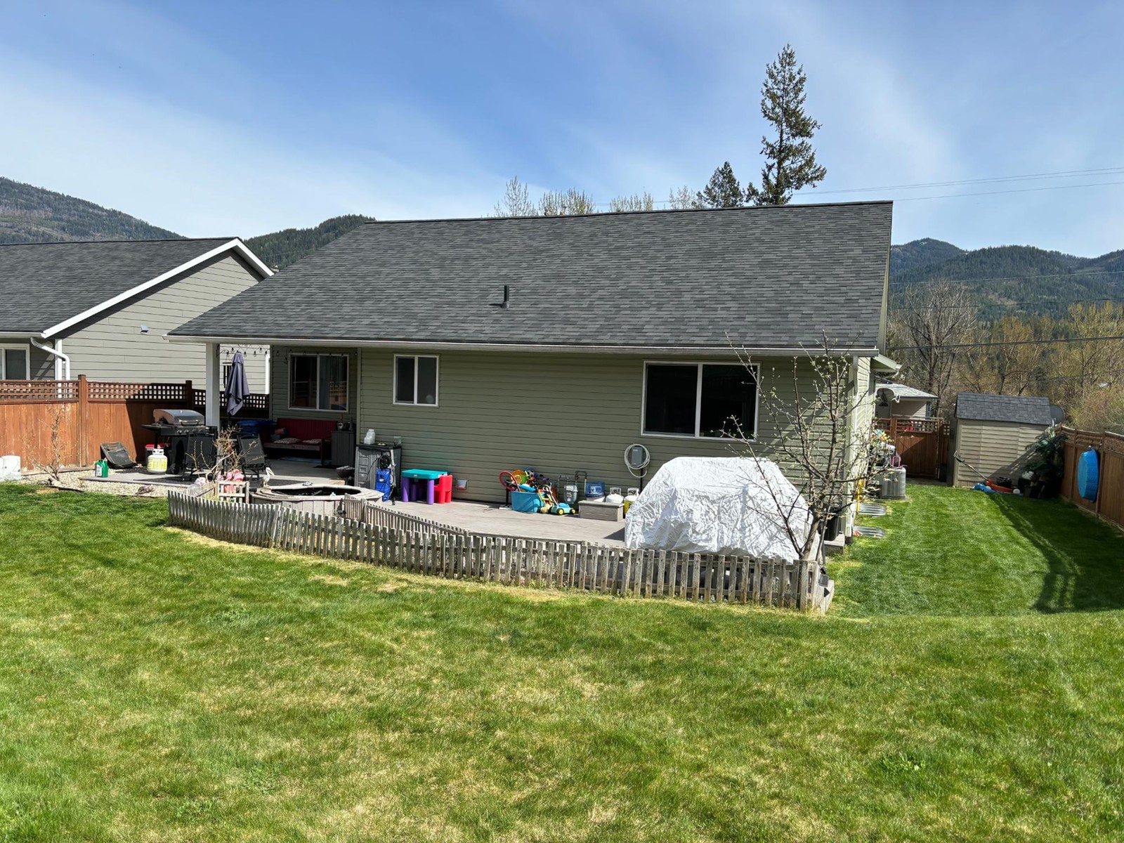 For sale 1835 FIRST STREET, Fruitvale, British Columbia V0G1L0