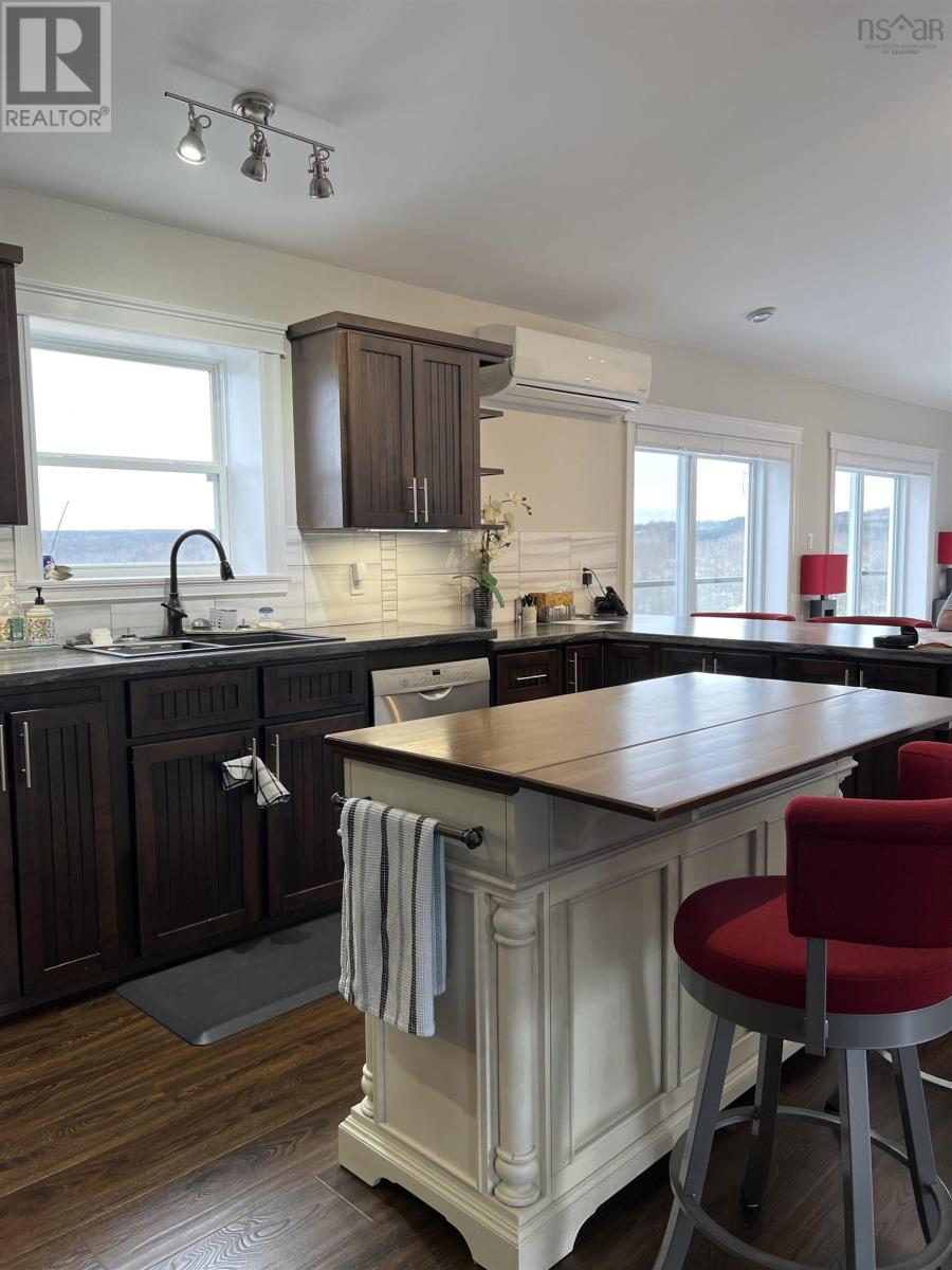 For sale 135 LAKE VIEW Lane, West Lochaber, Nova Scotia B2G2L3