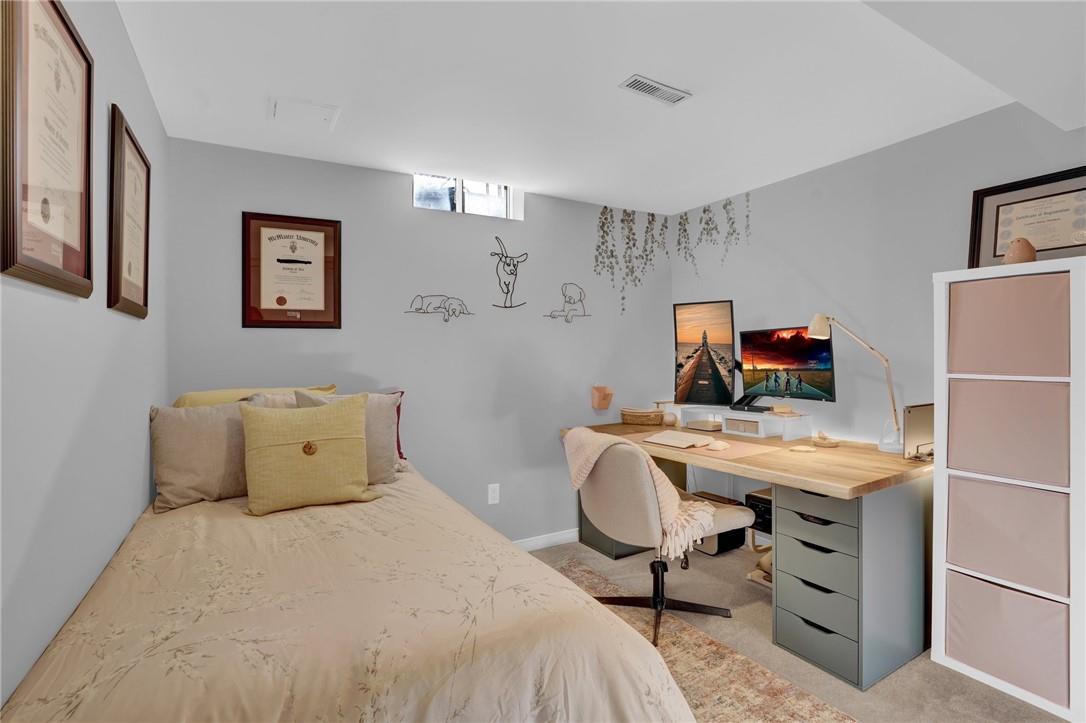 For sale 175 Fiddlers Green Road, Unit 34, Ancaster, Ontario L9G4X7