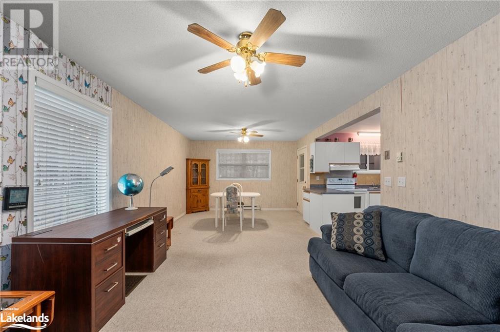 For sale 1673 BARRY LINE Road, West Guilford, Ontario K0M1J1