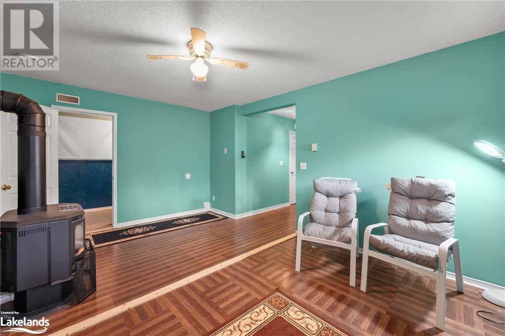 For sale 1673 BARRY LINE Road, West Guilford, Ontario K0M1J1