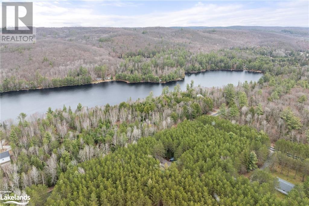 For sale 1673 BARRY LINE Road, West Guilford, Ontario K0M1J1